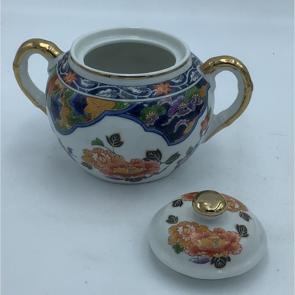 Japanese Asian Floral Creamer and Lidded Sugar - Picture 6 of 10